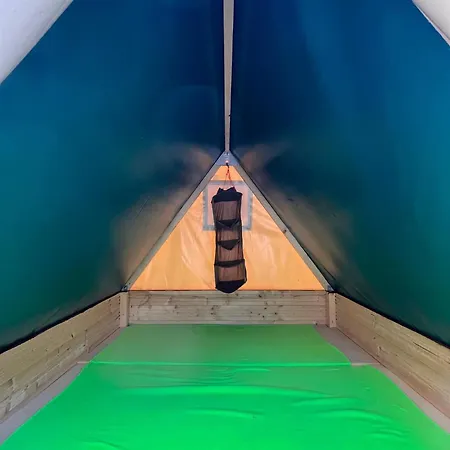 مكان تخييم Na Horecky Ranci *